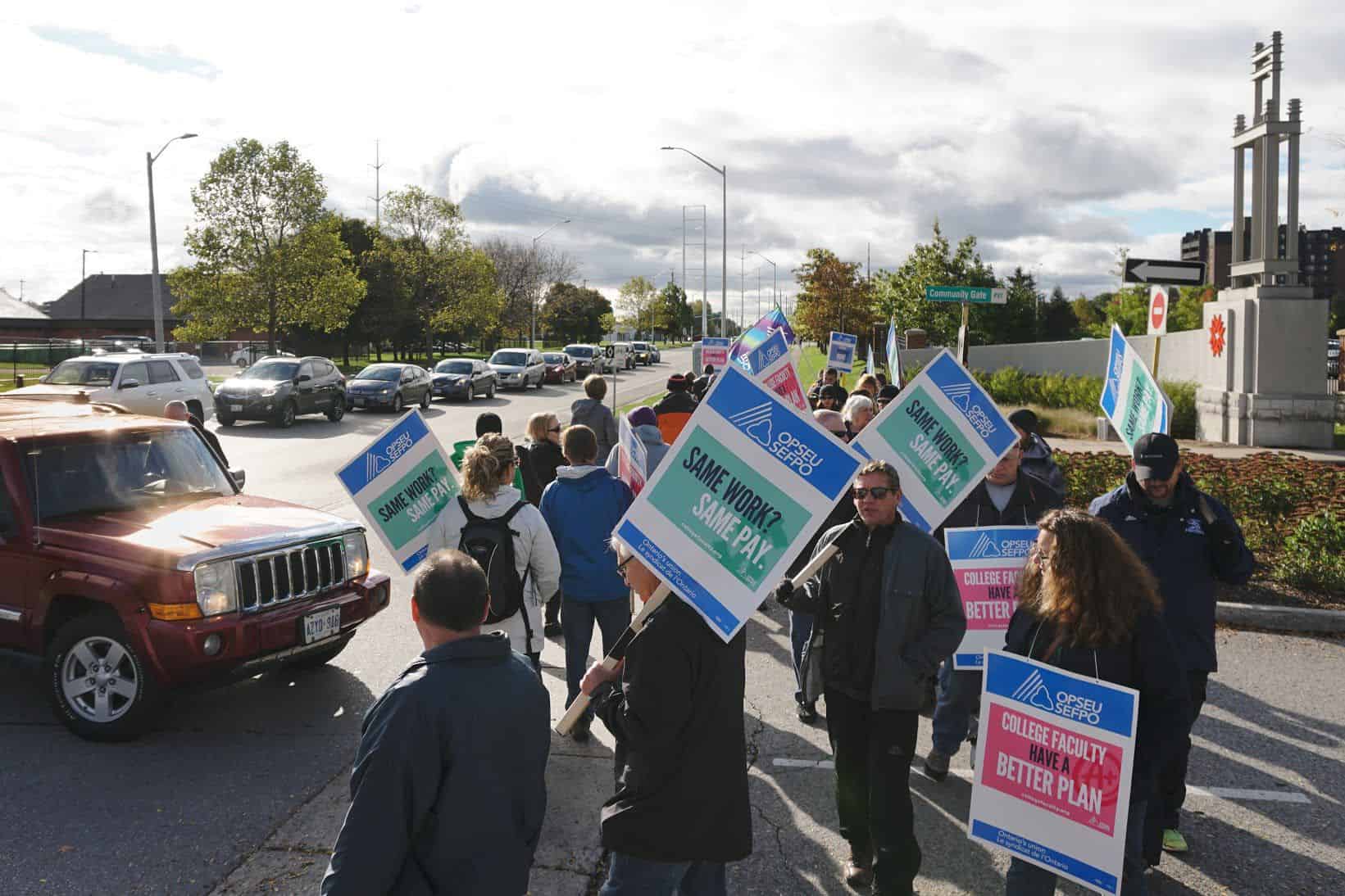 Strike ontario college student cbc colleges caught limbo students canada