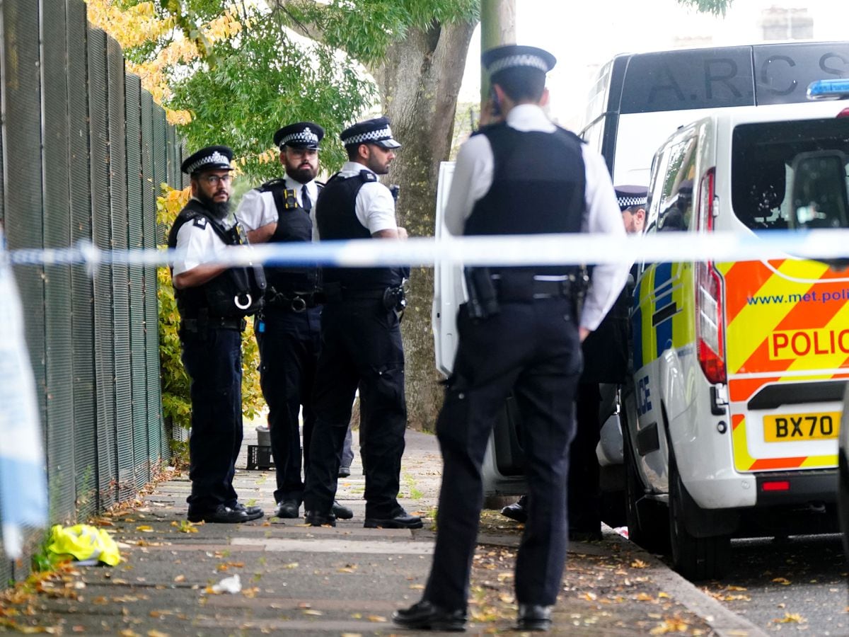 Woolwich stabbing: Police hunt killer of boy killed on London bus